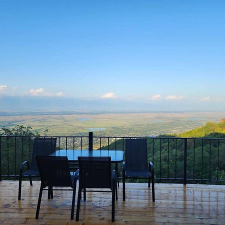 Guest House Kusika Sighnaghi Ngoại thất bức ảnh