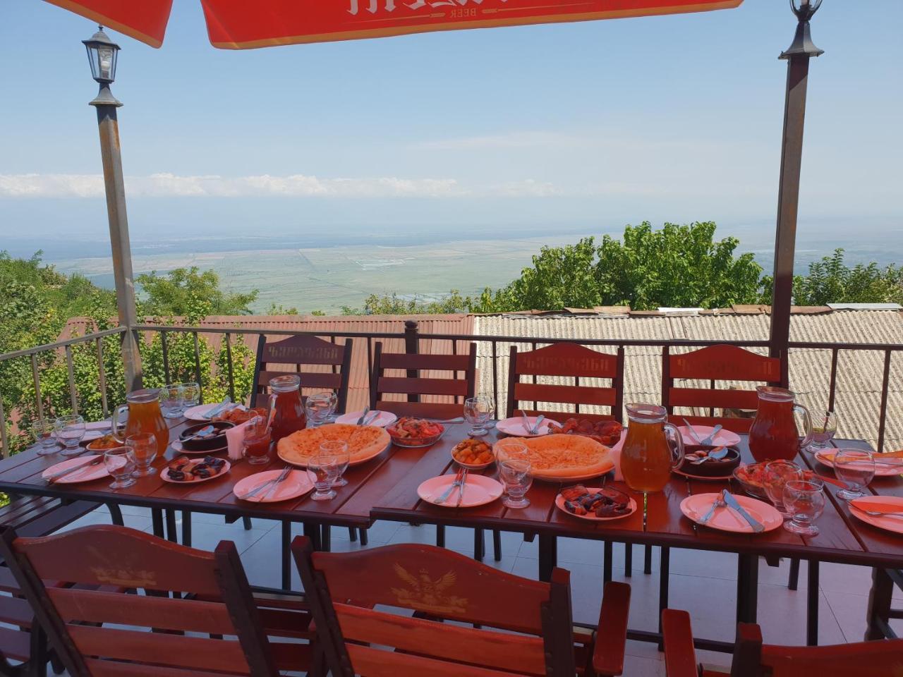 Guest House Kusika Sighnaghi Ngoại thất bức ảnh